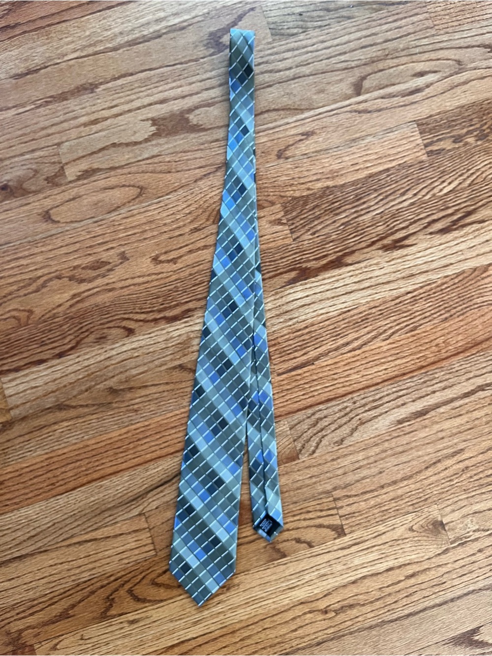 Classic Plaid Men's Neck Tie in Gray and Blue